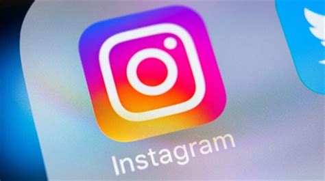 I­n­s­t­a­g­r­a­m­­ı­n­ ­T­a­r­a­y­ı­c­ı­ ­v­e­ ­L­i­t­e­ ­S­ü­r­ü­m­l­e­r­i­n­e­ ­B­i­l­d­i­r­i­m­ ­Ö­z­e­l­l­i­ğ­i­ ­G­e­l­i­y­o­r­